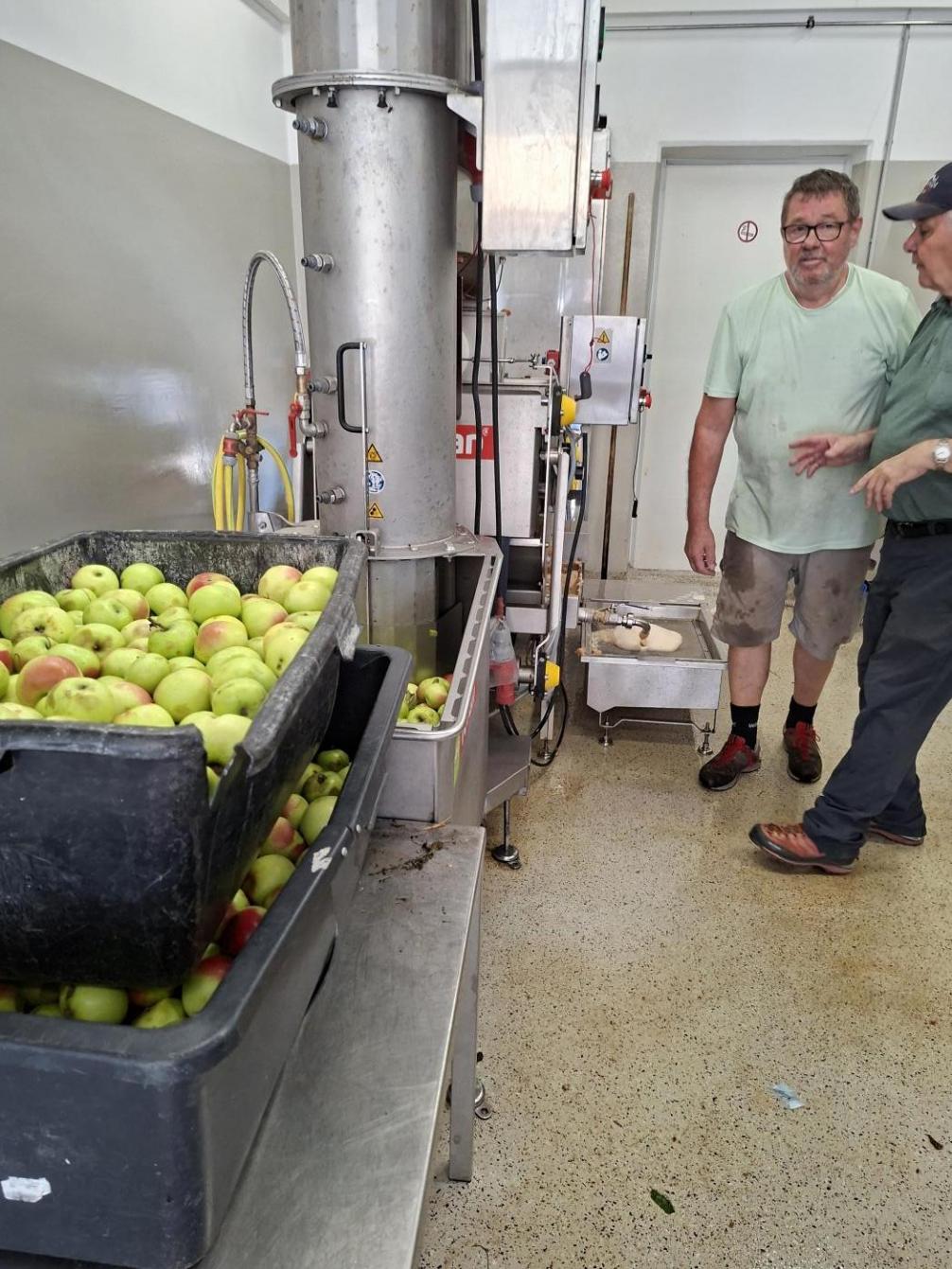 Bild zeigt die Obstpresse in Schwoich